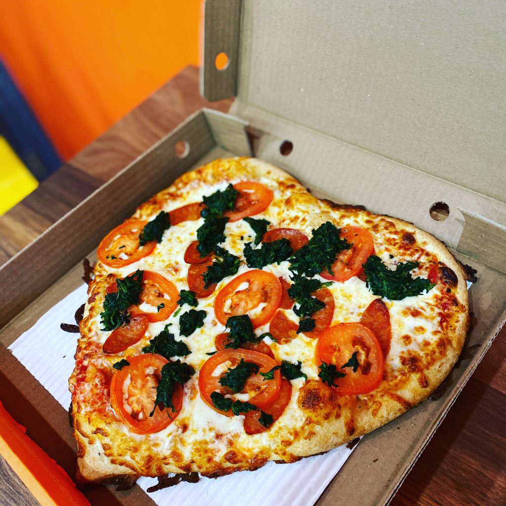 Pizza Pizza en forme de coeur pour la Saint Valentin