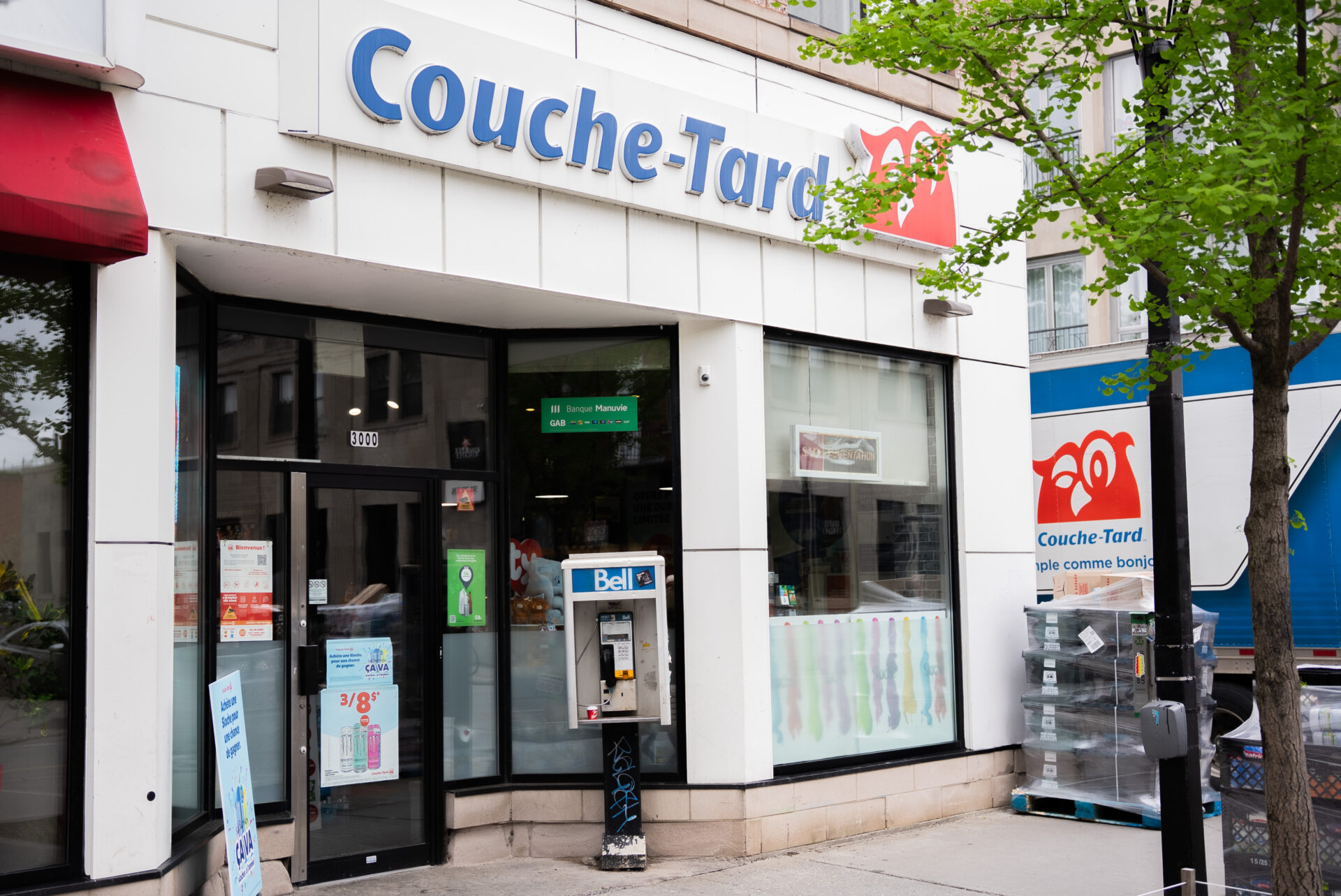 Dépanneur Couche-tard