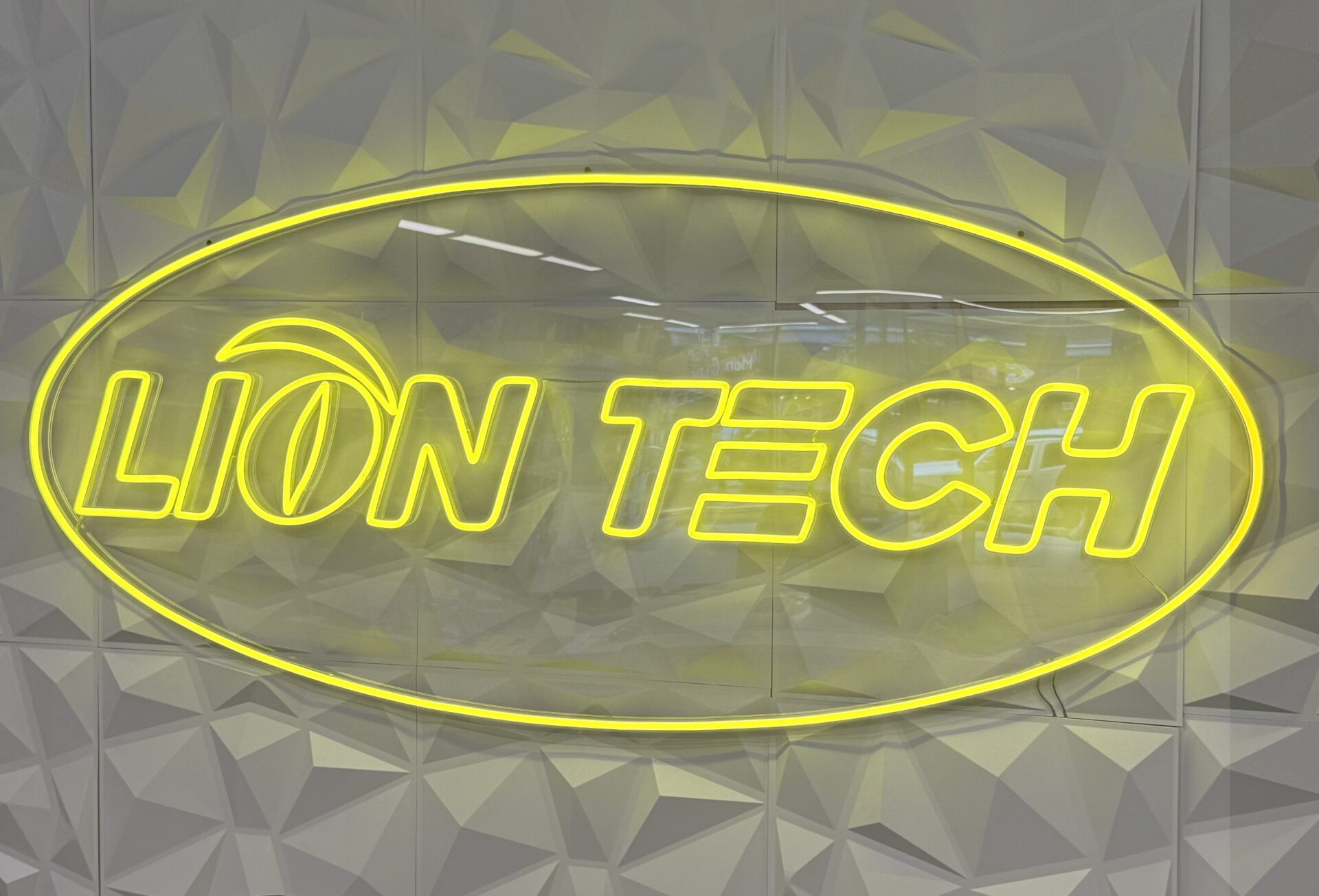 Lion Tech